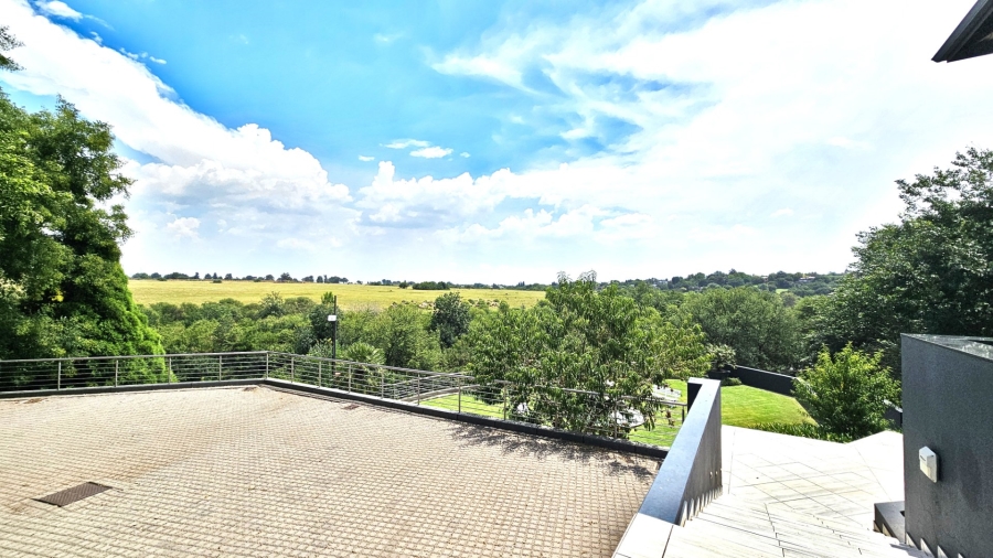 5 Bedroom Property for Sale in Three Rivers East Gauteng