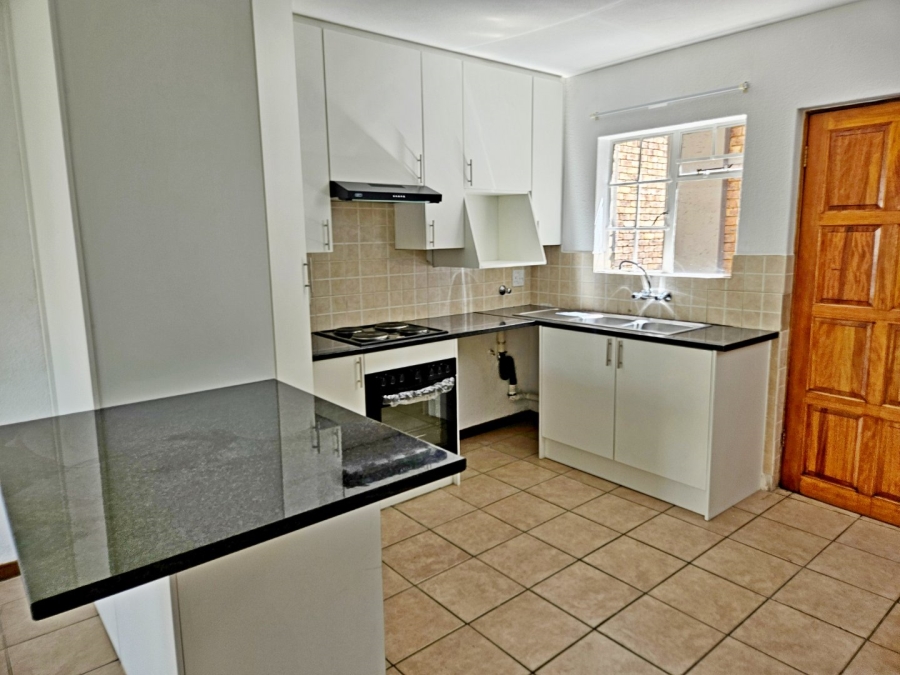 2 Bedroom Property for Sale in Birchleigh Gauteng