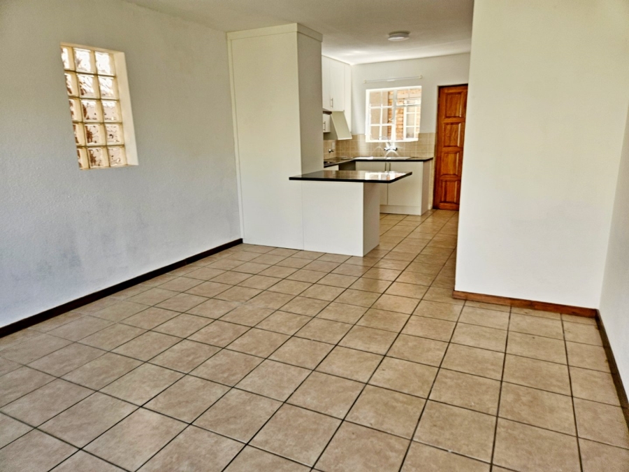 2 Bedroom Property for Sale in Birchleigh Gauteng