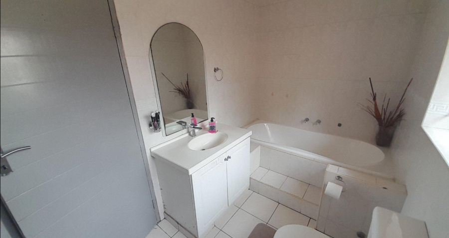 4 Bedroom Property for Sale in Ferndale Gauteng