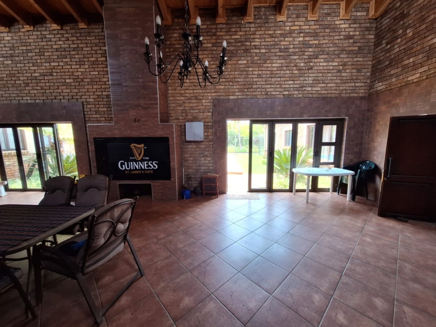 8 Bedroom Property for Sale in Heatherdale AH Gauteng