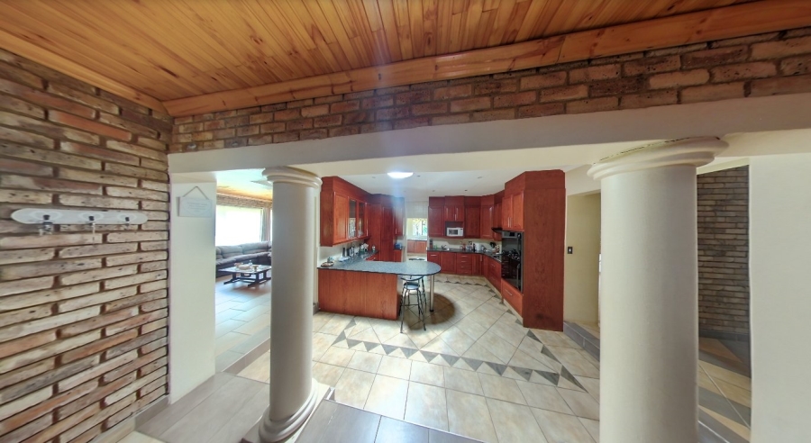 8 Bedroom Property for Sale in Heatherdale AH Gauteng