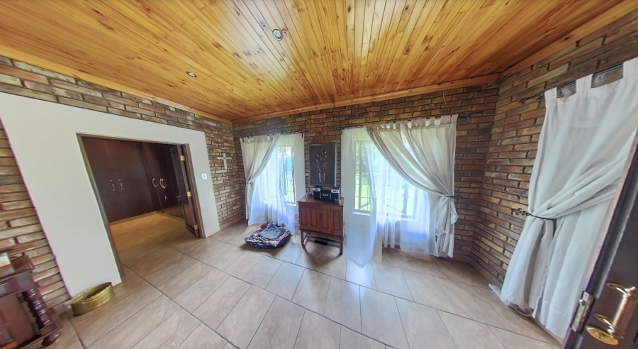 8 Bedroom Property for Sale in Heatherdale AH Gauteng