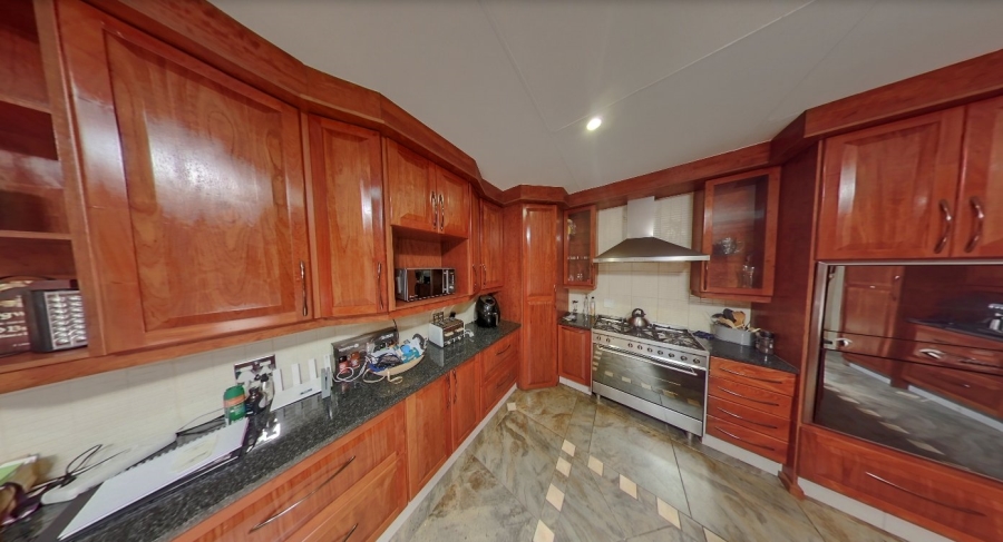 8 Bedroom Property for Sale in Heatherdale AH Gauteng