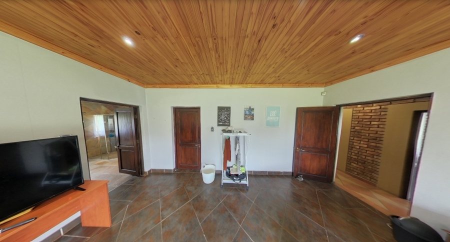 8 Bedroom Property for Sale in Heatherdale AH Gauteng