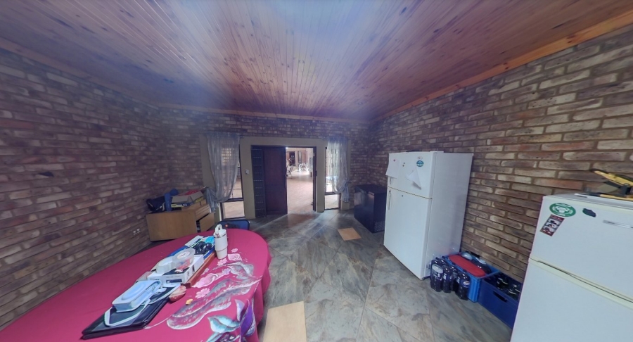 8 Bedroom Property for Sale in Heatherdale AH Gauteng