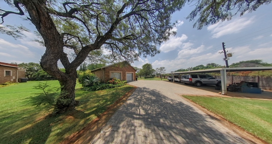 8 Bedroom Property for Sale in Heatherdale AH Gauteng
