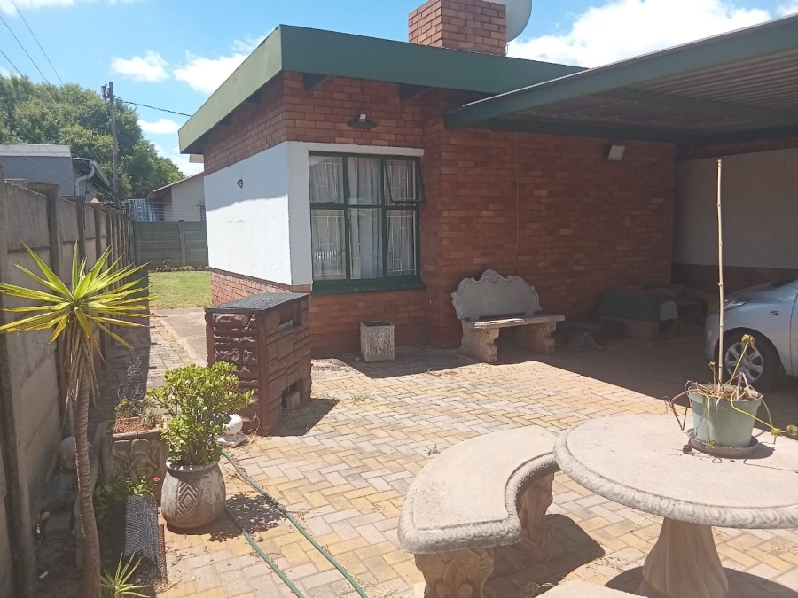 3 Bedroom Property for Sale in Vanderbijlpark CE 5 Gauteng