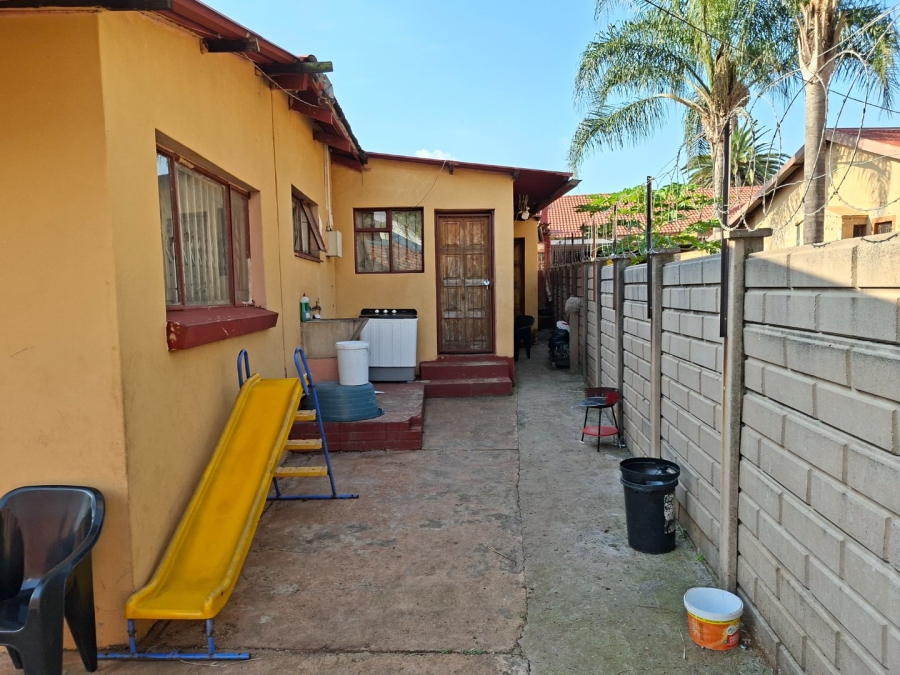  Bedroom Property for Sale in Pretoria West Gauteng