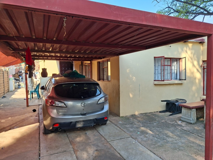  Bedroom Property for Sale in Pretoria West Gauteng