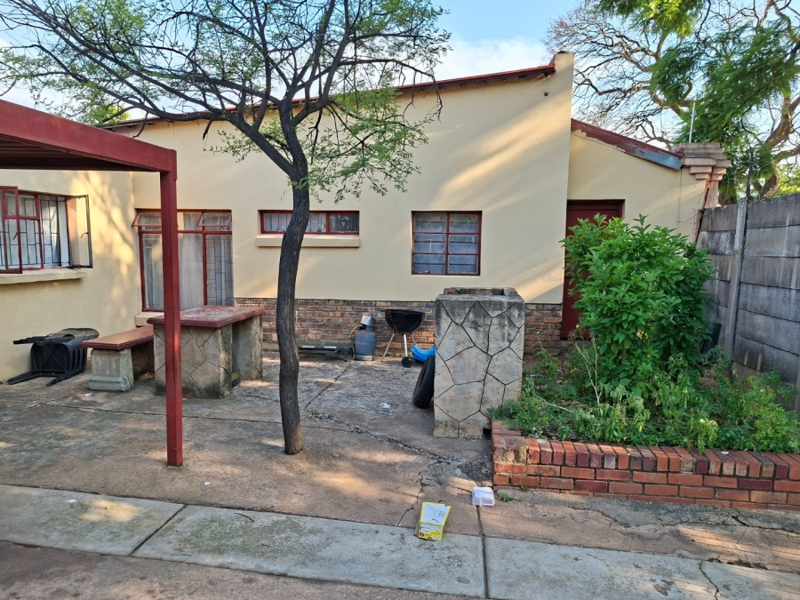  Bedroom Property for Sale in Pretoria West Gauteng