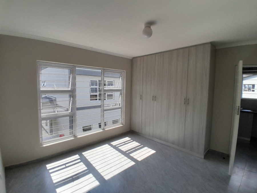 To Let 1 Bedroom Property for Rent in Glen Austin Gauteng