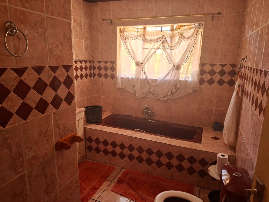  Bedroom Property for Sale in Pretoria West Gauteng