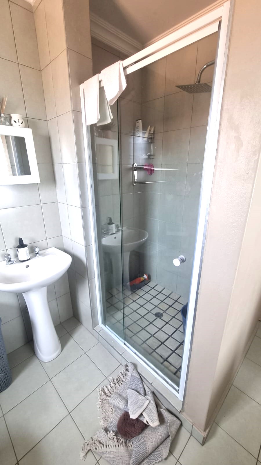 To Let 2 Bedroom Property for Rent in Noordwyk Gauteng