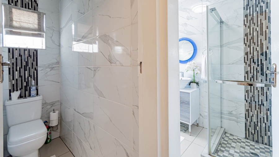 4 Bedroom Property for Sale in Lindhaven Gauteng