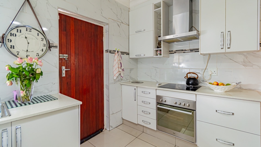 4 Bedroom Property for Sale in Lindhaven Gauteng