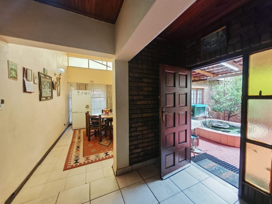 3 Bedroom Property for Sale in Van Riebeeck Park Gauteng