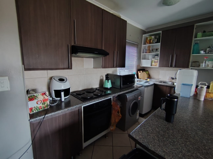 3 Bedroom Property for Sale in Monavoni Gauteng