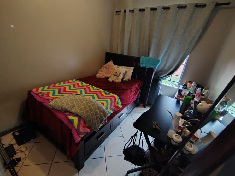 3 Bedroom Property for Sale in Monavoni Gauteng