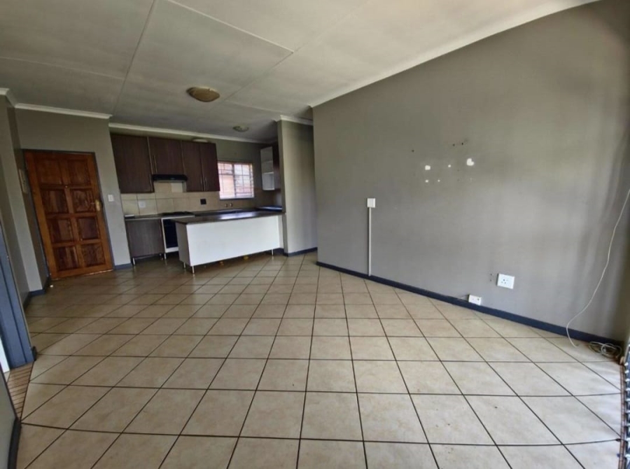 3 Bedroom Property for Sale in Monavoni Gauteng