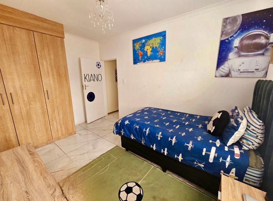 3 Bedroom Property for Sale in Bronberg Gauteng