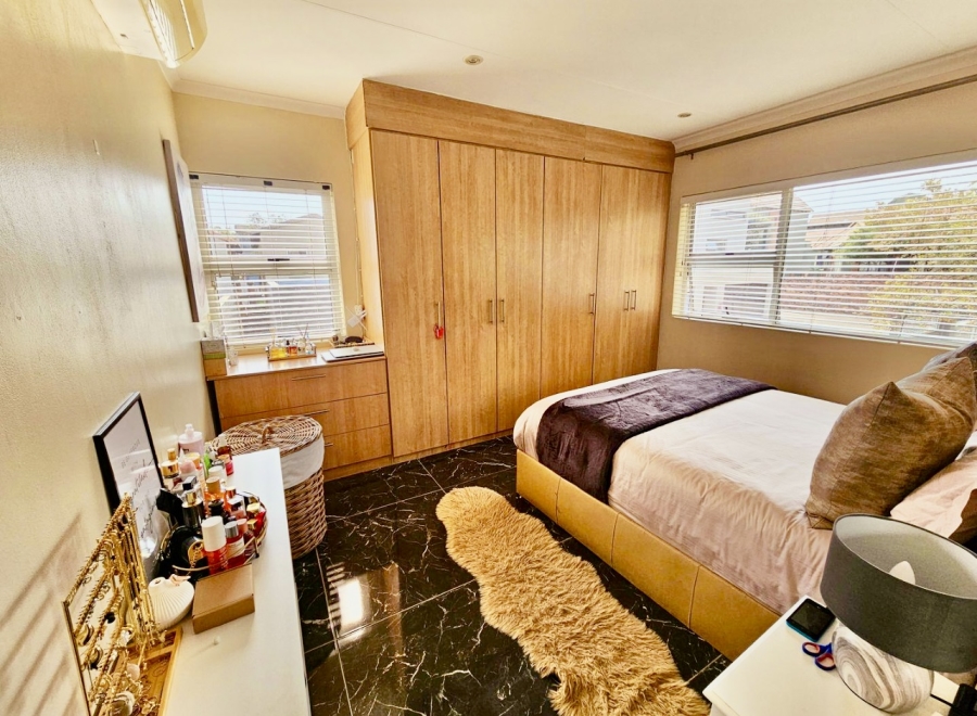 3 Bedroom Property for Sale in Bronberg Gauteng