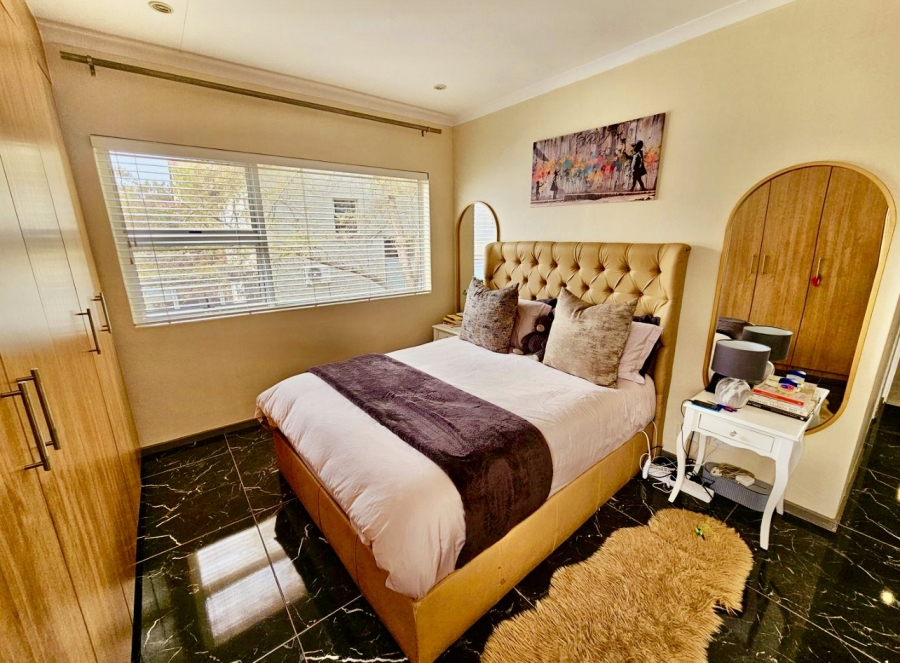 3 Bedroom Property for Sale in Bronberg Gauteng