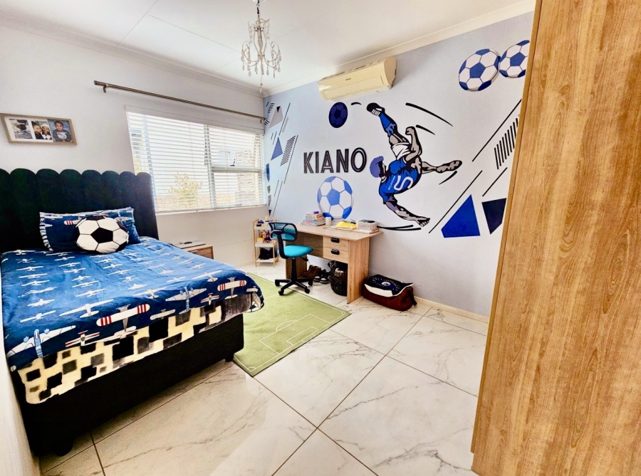 3 Bedroom Property for Sale in Bronberg Gauteng