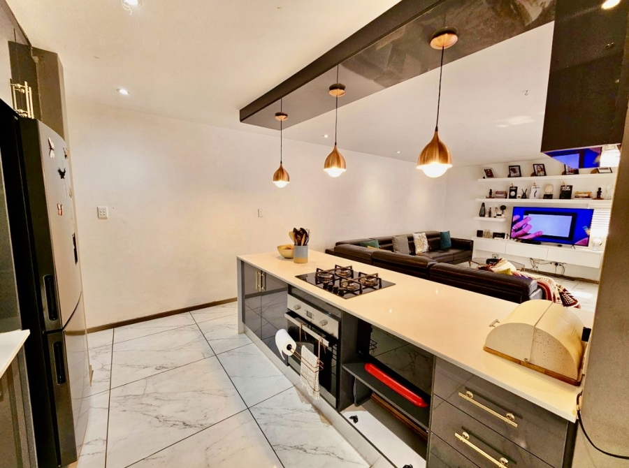 3 Bedroom Property for Sale in Bronberg Gauteng