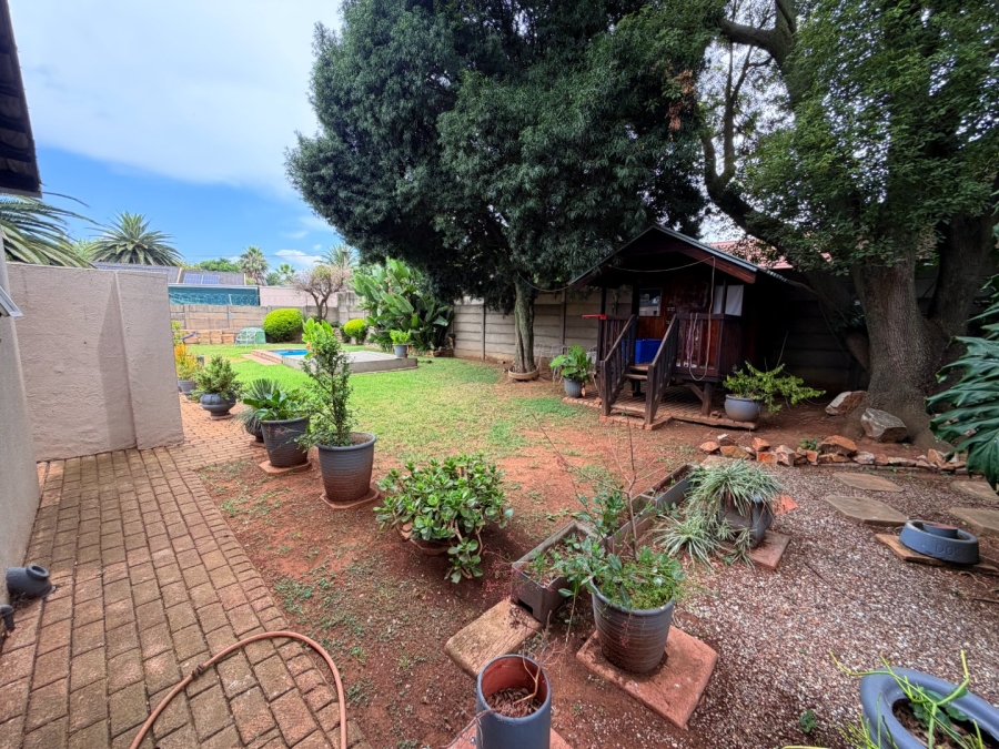 3 Bedroom Property for Sale in Randhart Gauteng