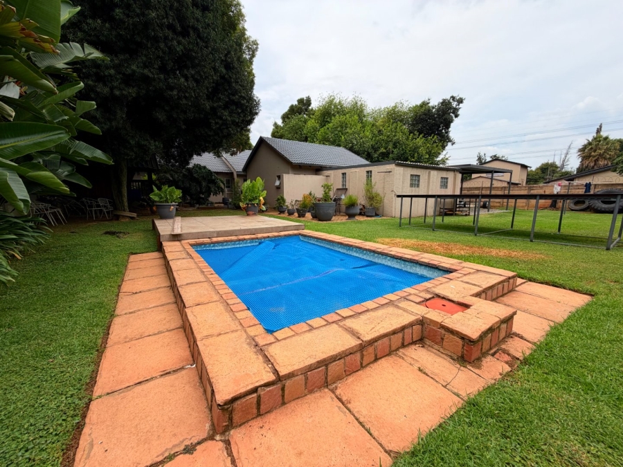 3 Bedroom Property for Sale in Randhart Gauteng