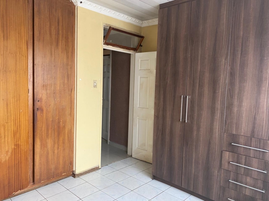 3 Bedroom Property for Sale in Naledi Gauteng