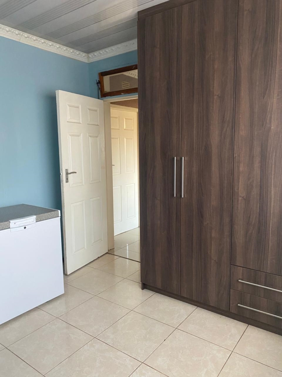 3 Bedroom Property for Sale in Naledi Gauteng