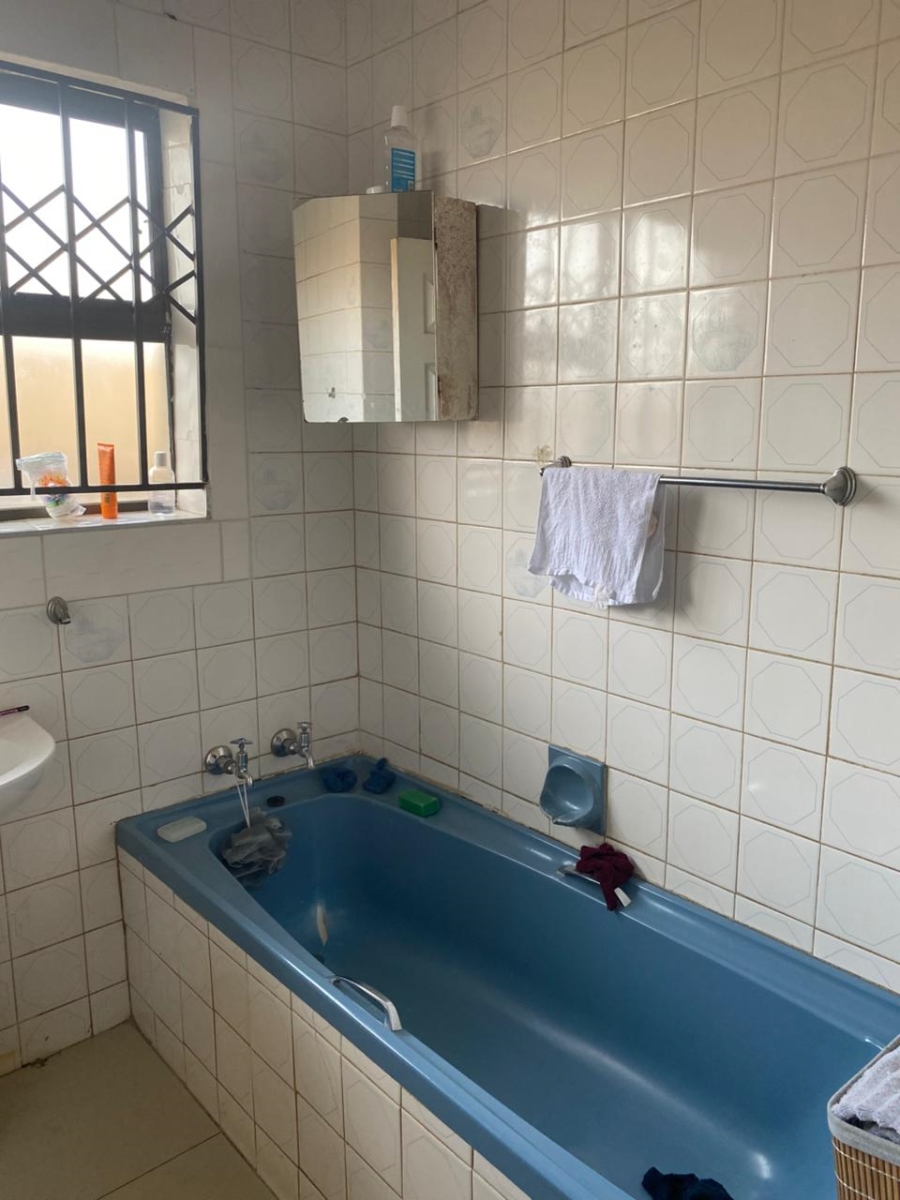 3 Bedroom Property for Sale in Naledi Gauteng