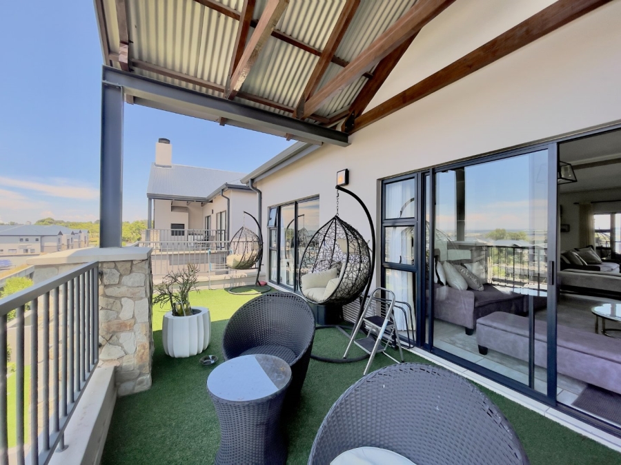 To Let 2 Bedroom Property for Rent in Waterfall Gauteng