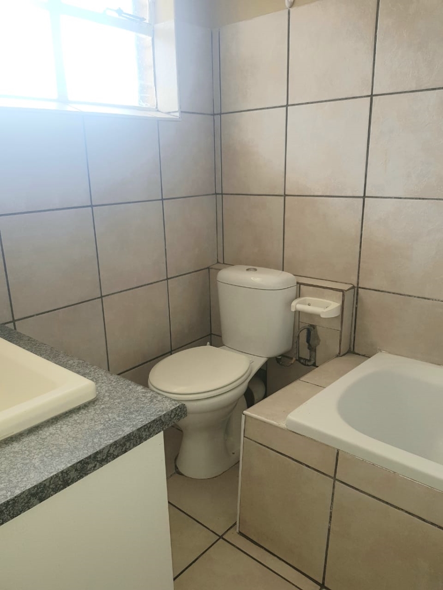 1 Bedroom Property for Sale in Vanderbijlpark SE 1 Gauteng