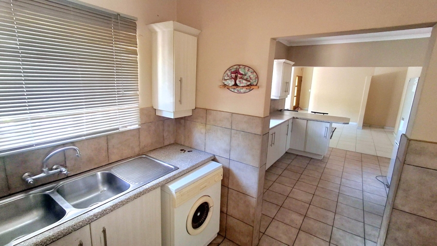 4 Bedroom Property for Sale in Vanderbijlpark SE 6 Gauteng