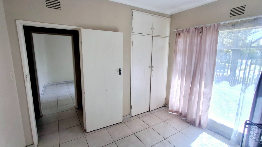 4 Bedroom Property for Sale in Vanderbijlpark SE 6 Gauteng