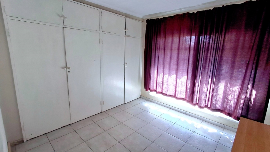4 Bedroom Property for Sale in Vanderbijlpark SE 6 Gauteng