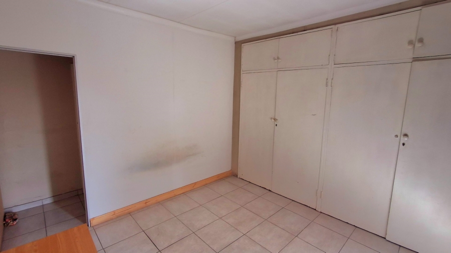 4 Bedroom Property for Sale in Vanderbijlpark SE 6 Gauteng