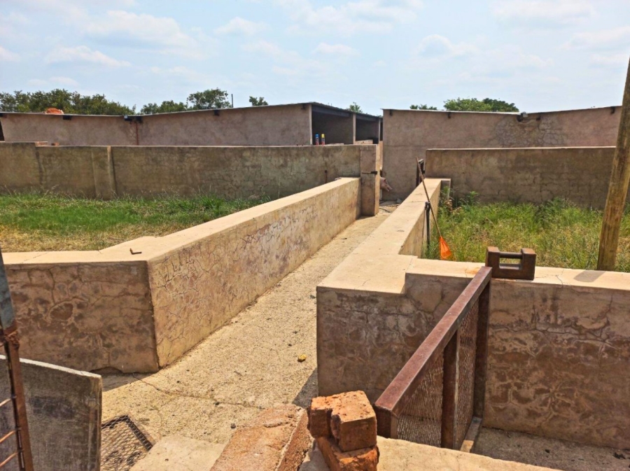 Commercial Property for Sale in Lusthof Gauteng