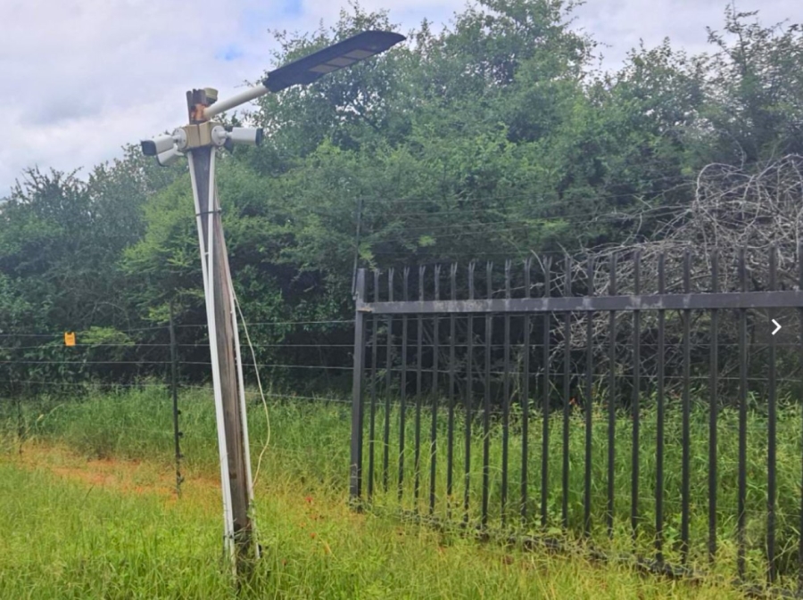 Commercial Property for Sale in Lusthof Gauteng