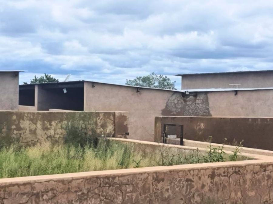 Commercial Property for Sale in Lusthof Gauteng