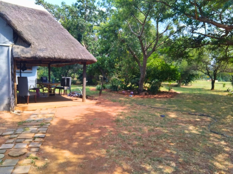 Commercial Property for Sale in Lusthof Gauteng