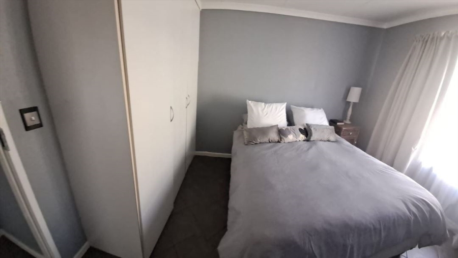 2 Bedroom Property for Sale in Norton Home Estate AH Gauteng