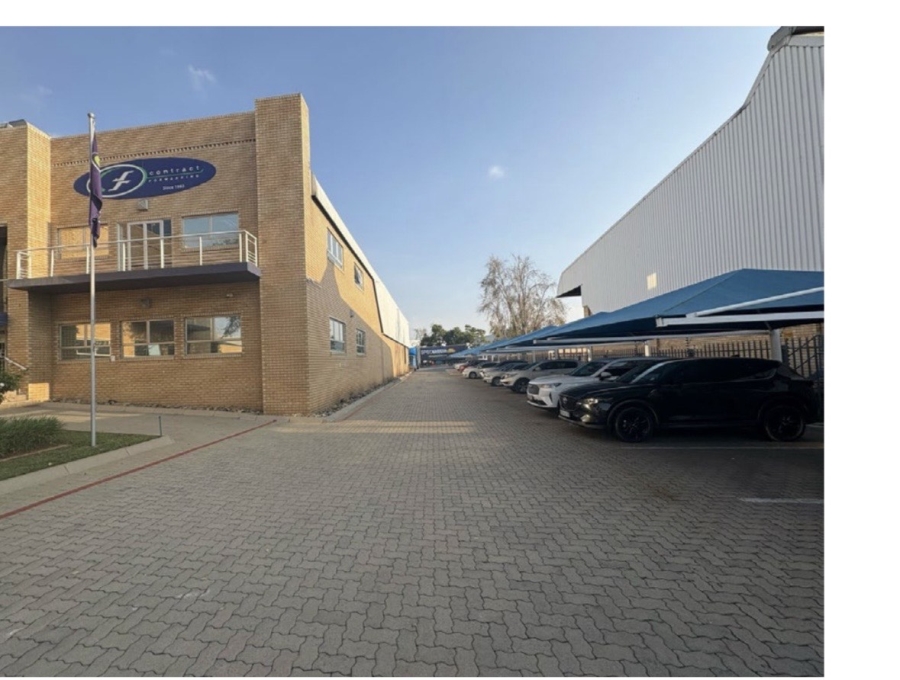To Let commercial Property for Rent in Spartan Gauteng