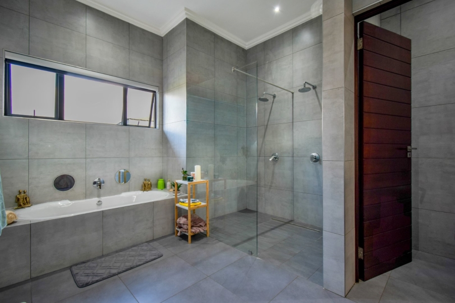 4 Bedroom Property for Sale in Lombardy Gauteng