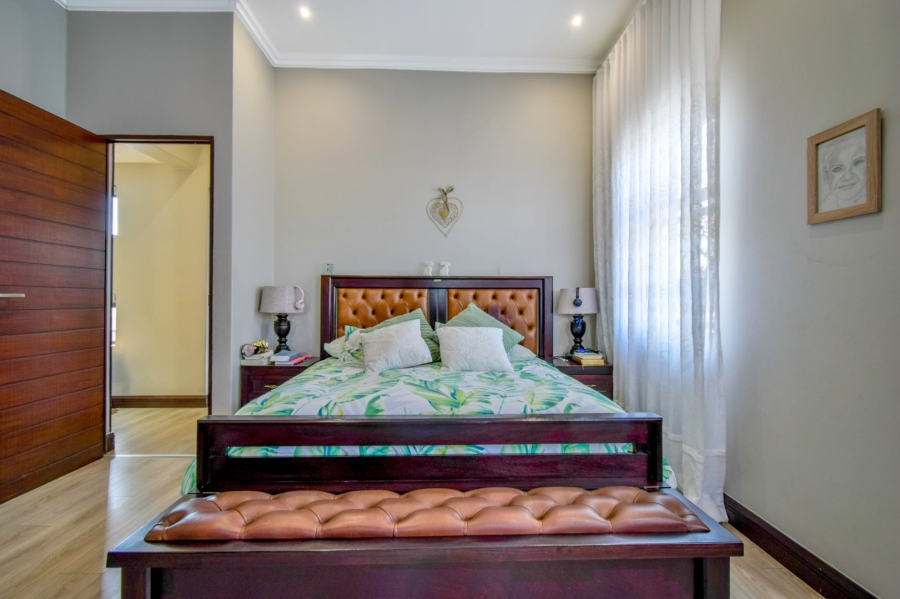 4 Bedroom Property for Sale in Lombardy Gauteng