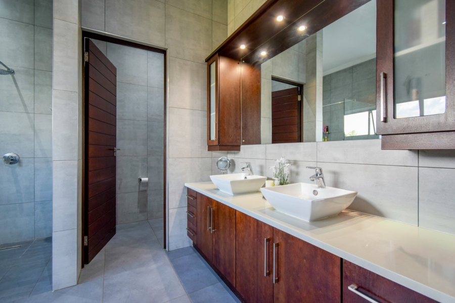 4 Bedroom Property for Sale in Lombardy Gauteng