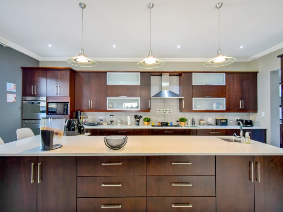 4 Bedroom Property for Sale in Lombardy Gauteng